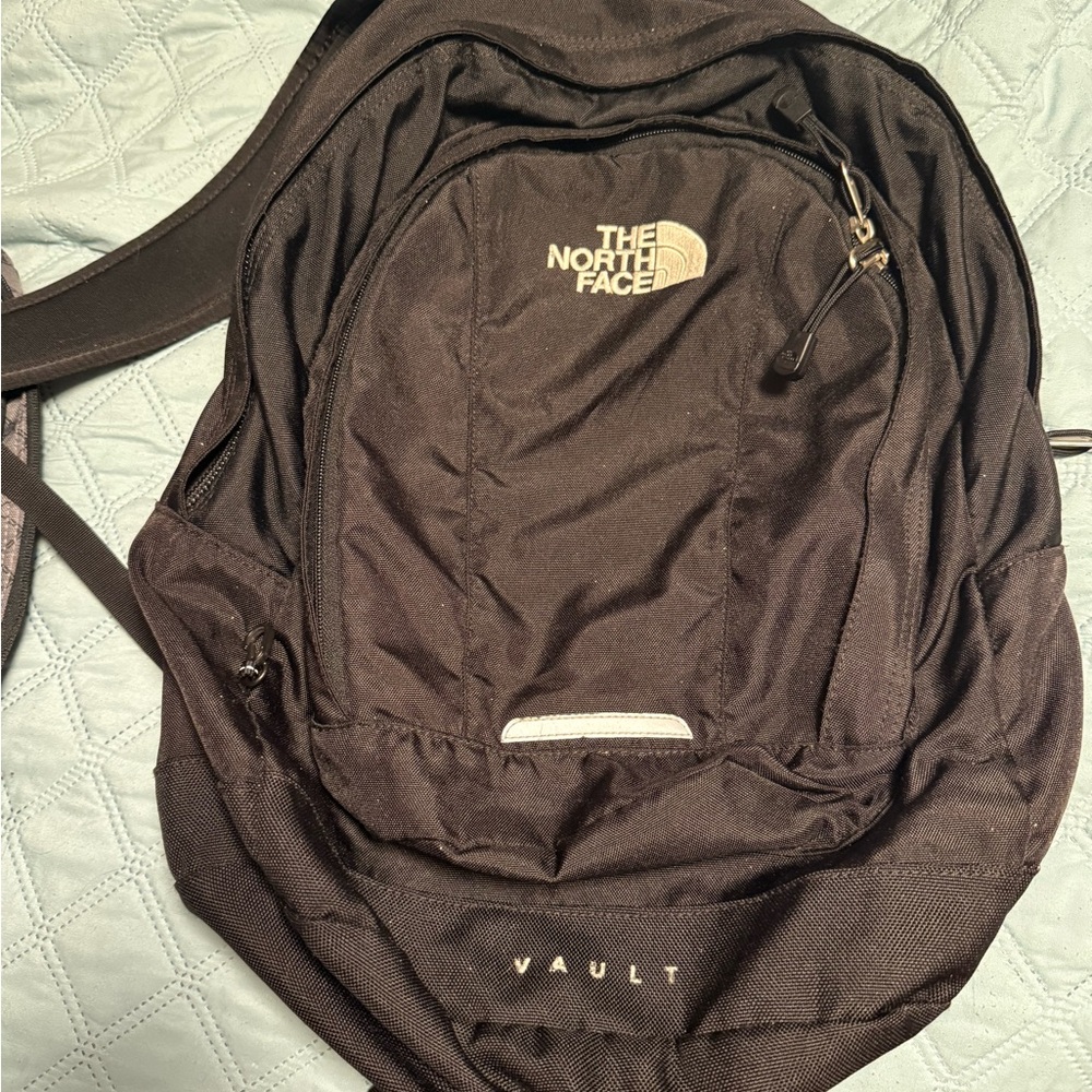 The North Face Vault Black Backpack